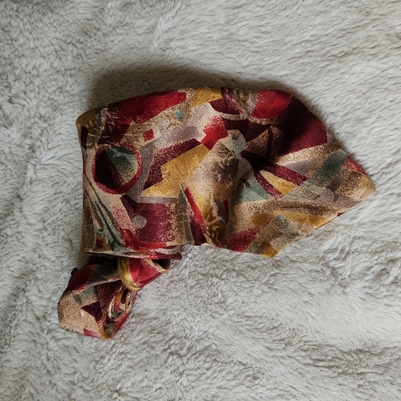 Vintage Cervino Red & Gold Geometric Tie - Picture 5 of 9